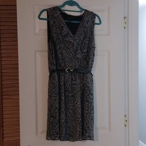 Sleeveless dress
